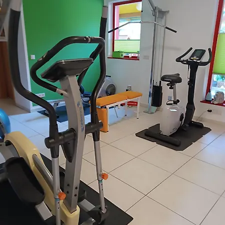 Farbenfroh Monteurzimmer Garten Wlan 3sz 120qm *