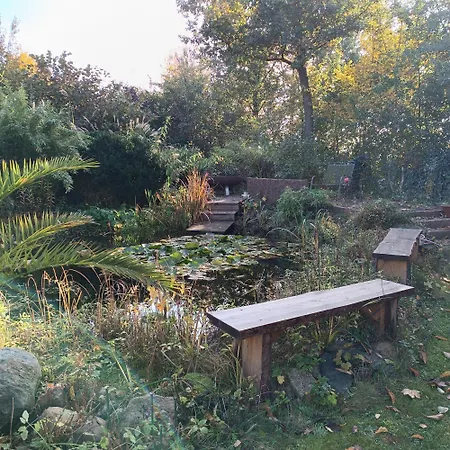 Farbenfroh Monteurzimmer Garten Wlan 3sz 120qm *