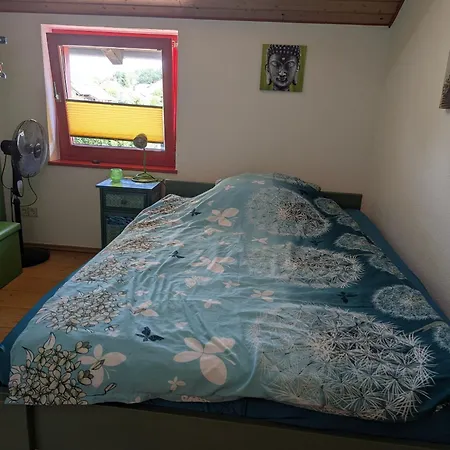 דירה Farbenfroh Monteurzimmer Garten Wlan 3sz 120qm